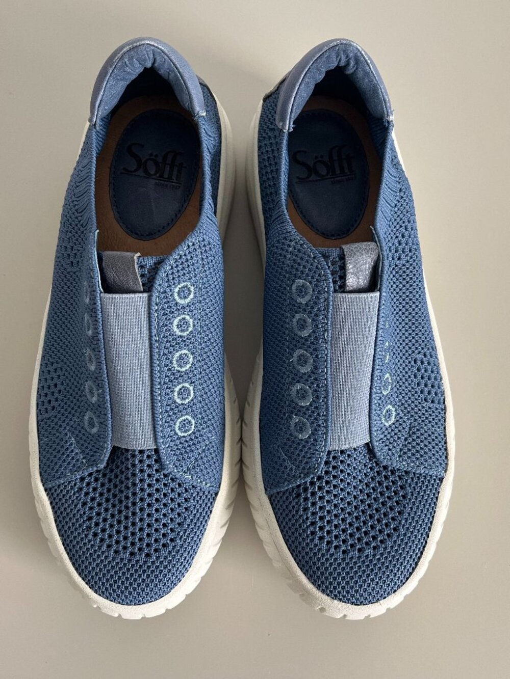 NWT Sofft Payton Slip-On Sneakers Blue Size 6.5